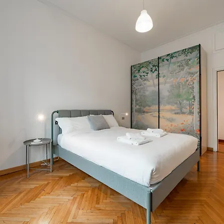 4 Min From Porta Genova Station With Whirlpool Апартаменты Милан