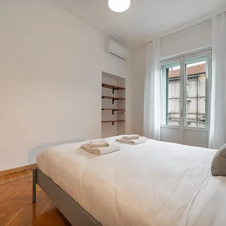 4 Min From Porta Genova Station With Whirlpool Διαμέρισμα *